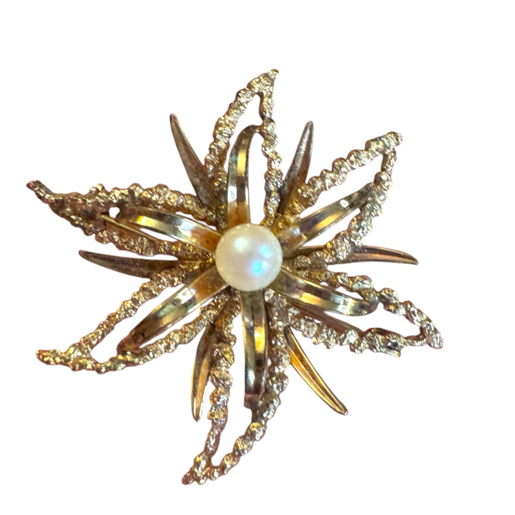 Elegant Gold Filled Floral Brushed Metal Pearl Brooch
